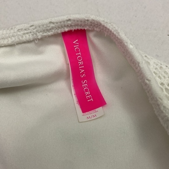 Victoria’s Secret Medium White Bikini Bottom - Picture 5 of 7